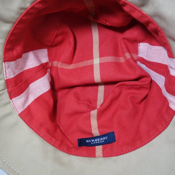 Burberry London Beige & Red Plaid Nova Check-Trimmed Bucket Hat, Size Small - Picture 7 of 8